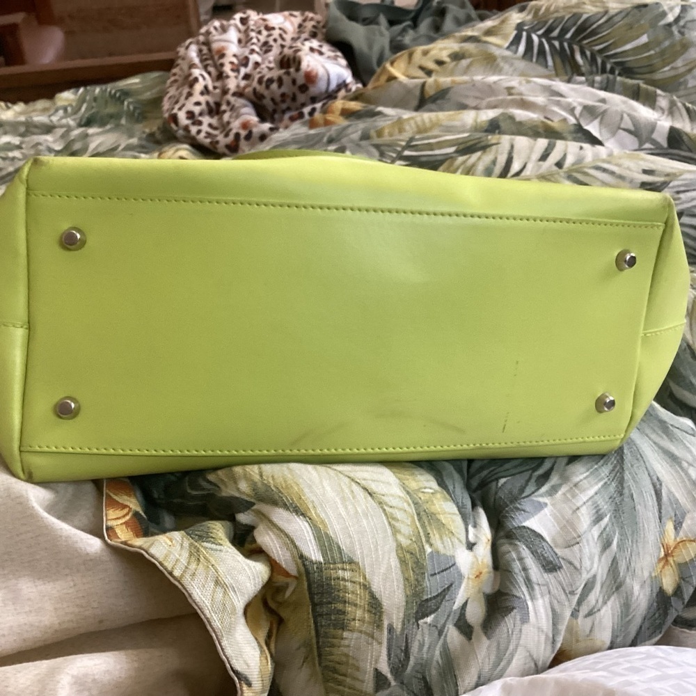 FURLA Lime Green Leather Purse - Picture 16 of 16